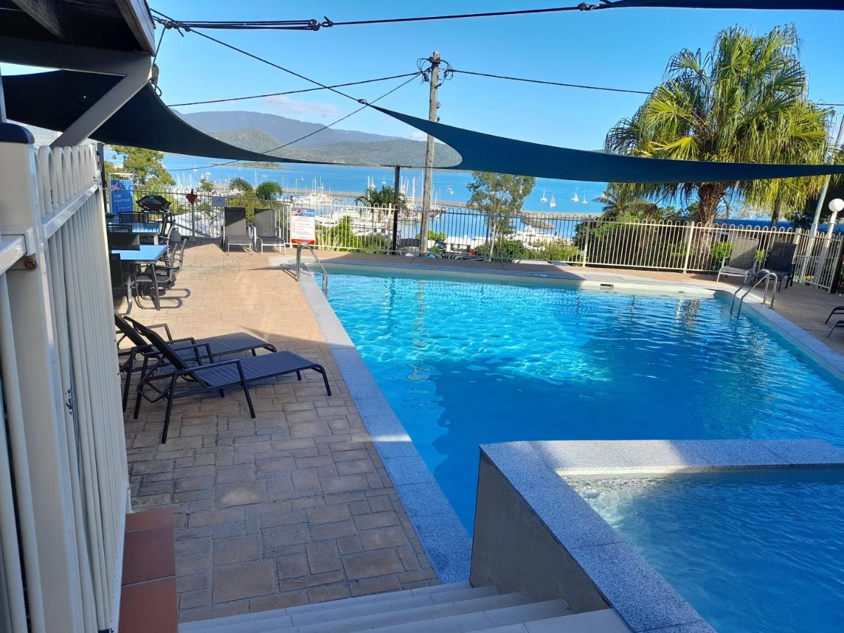 Airlie Apartments Airlie Beach Eksteriør billede