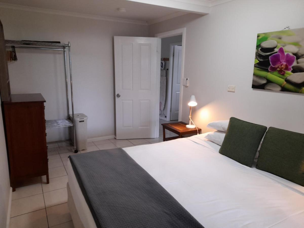 Airlie Apartments Airlie Beach Eksteriør billede