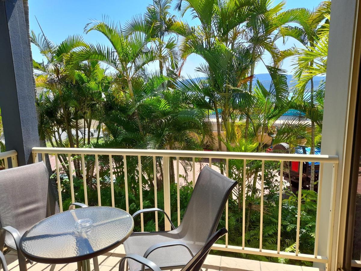 Airlie Apartments Airlie Beach Eksteriør billede