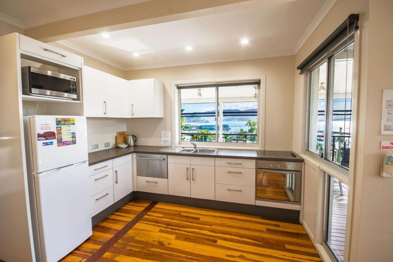 Airlie Apartments Airlie Beach Eksteriør billede