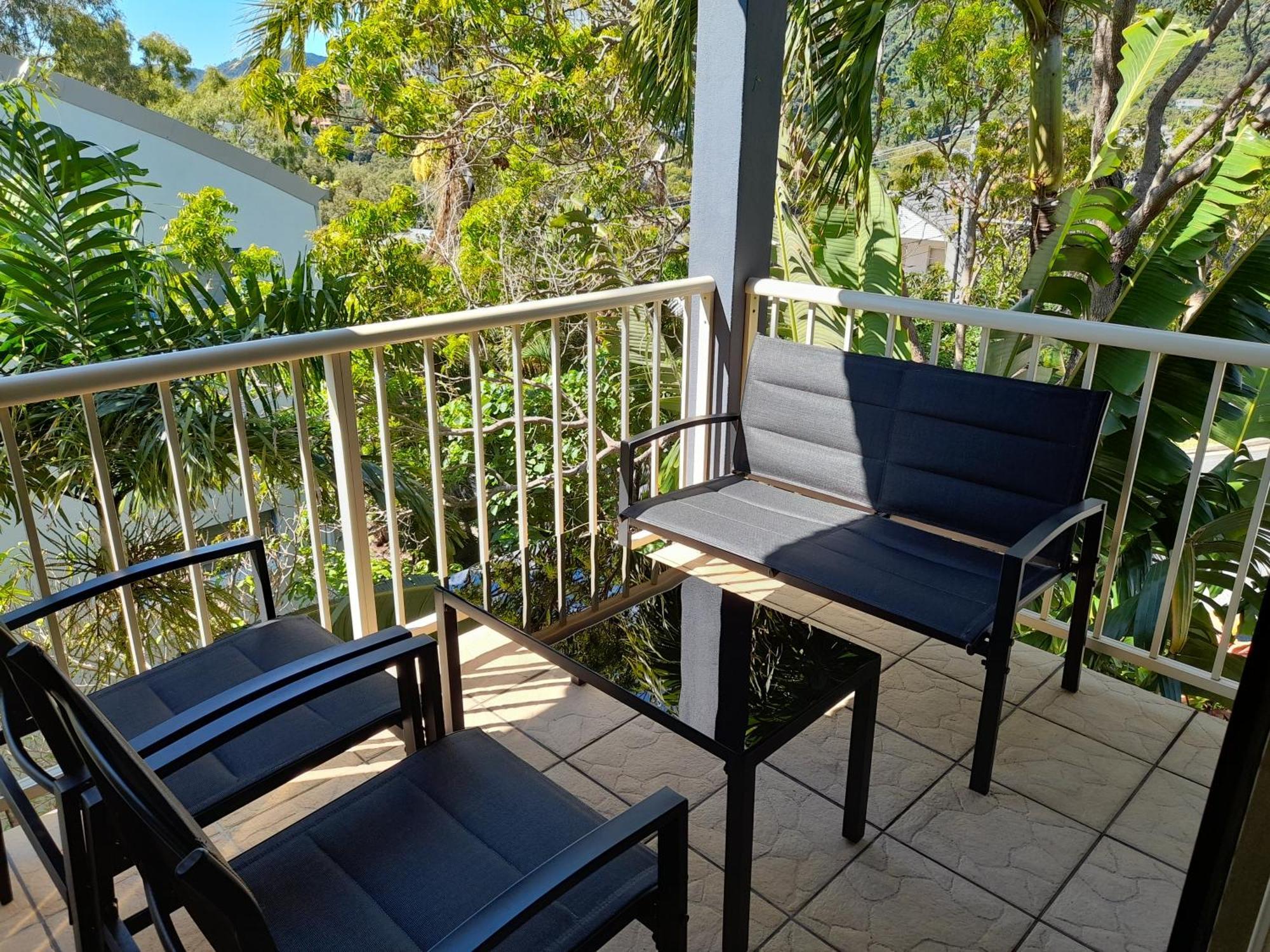 Airlie Apartments Airlie Beach Eksteriør billede