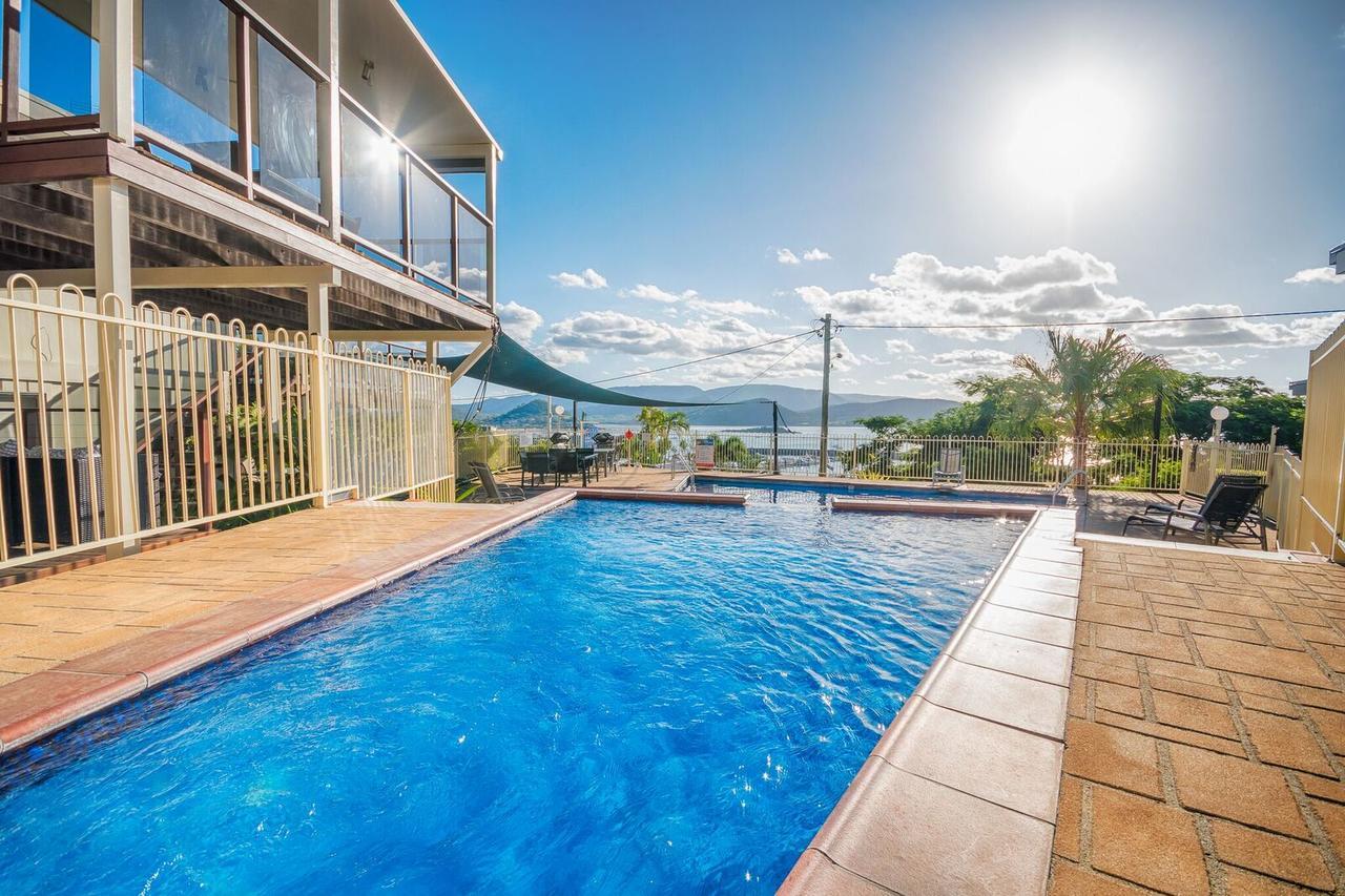 Airlie Apartments Airlie Beach Eksteriør billede