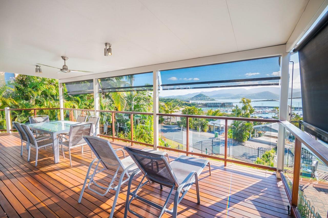 Airlie Apartments Airlie Beach Eksteriør billede